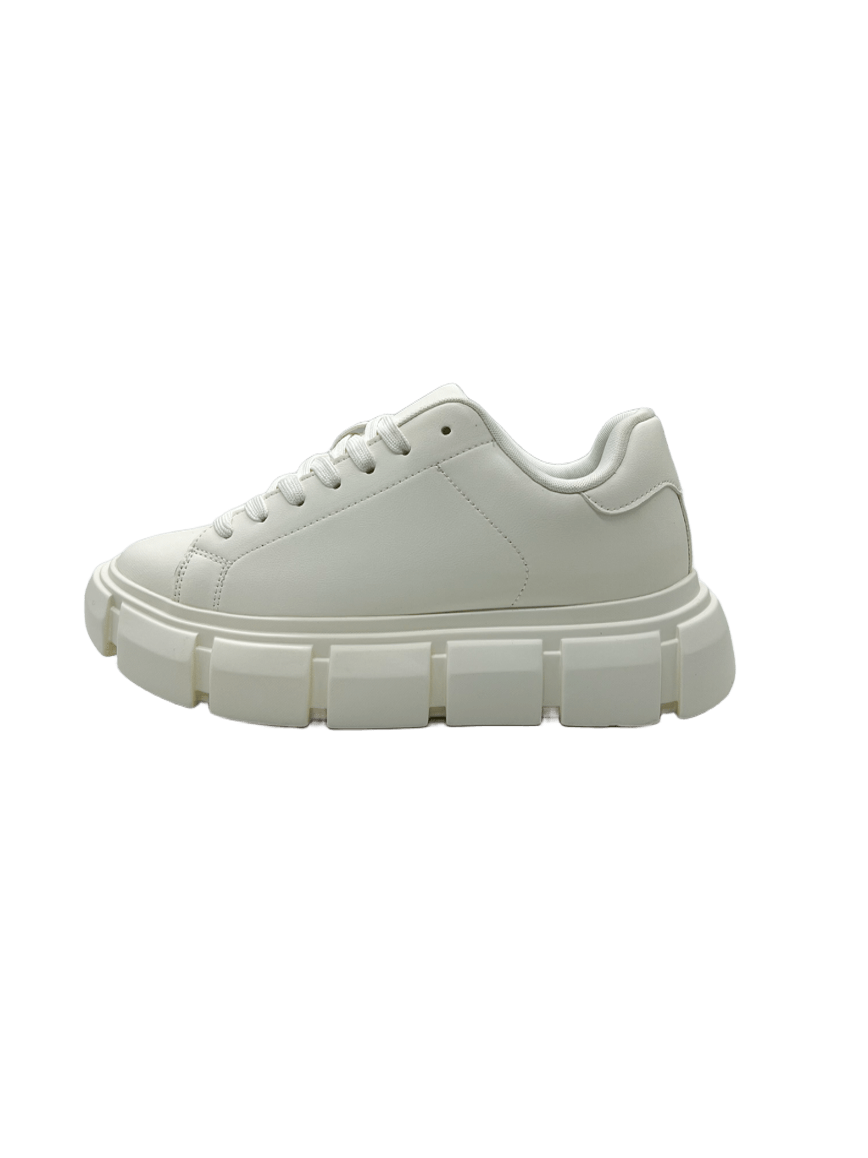 Zara In White