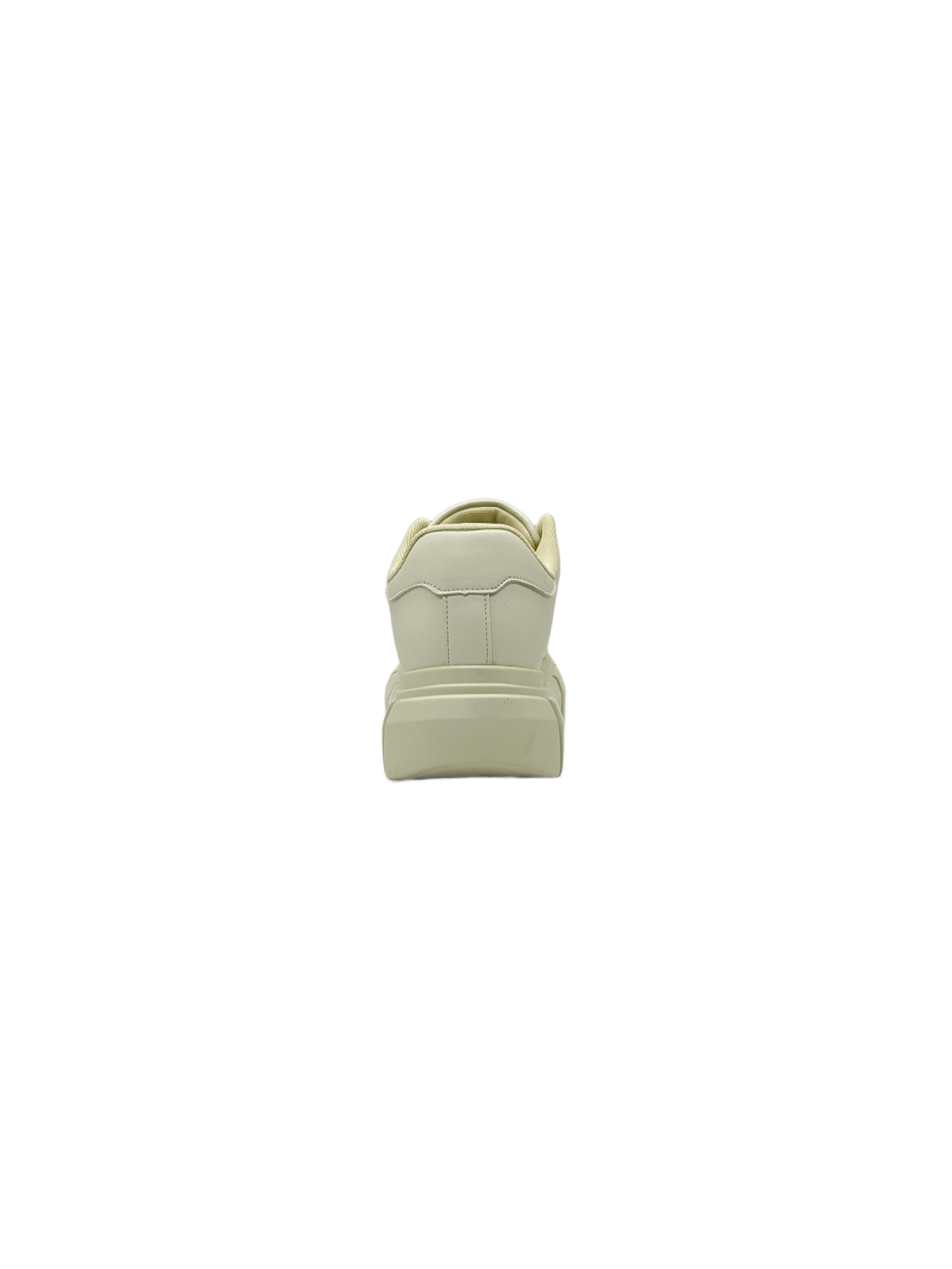 Zara In Beige