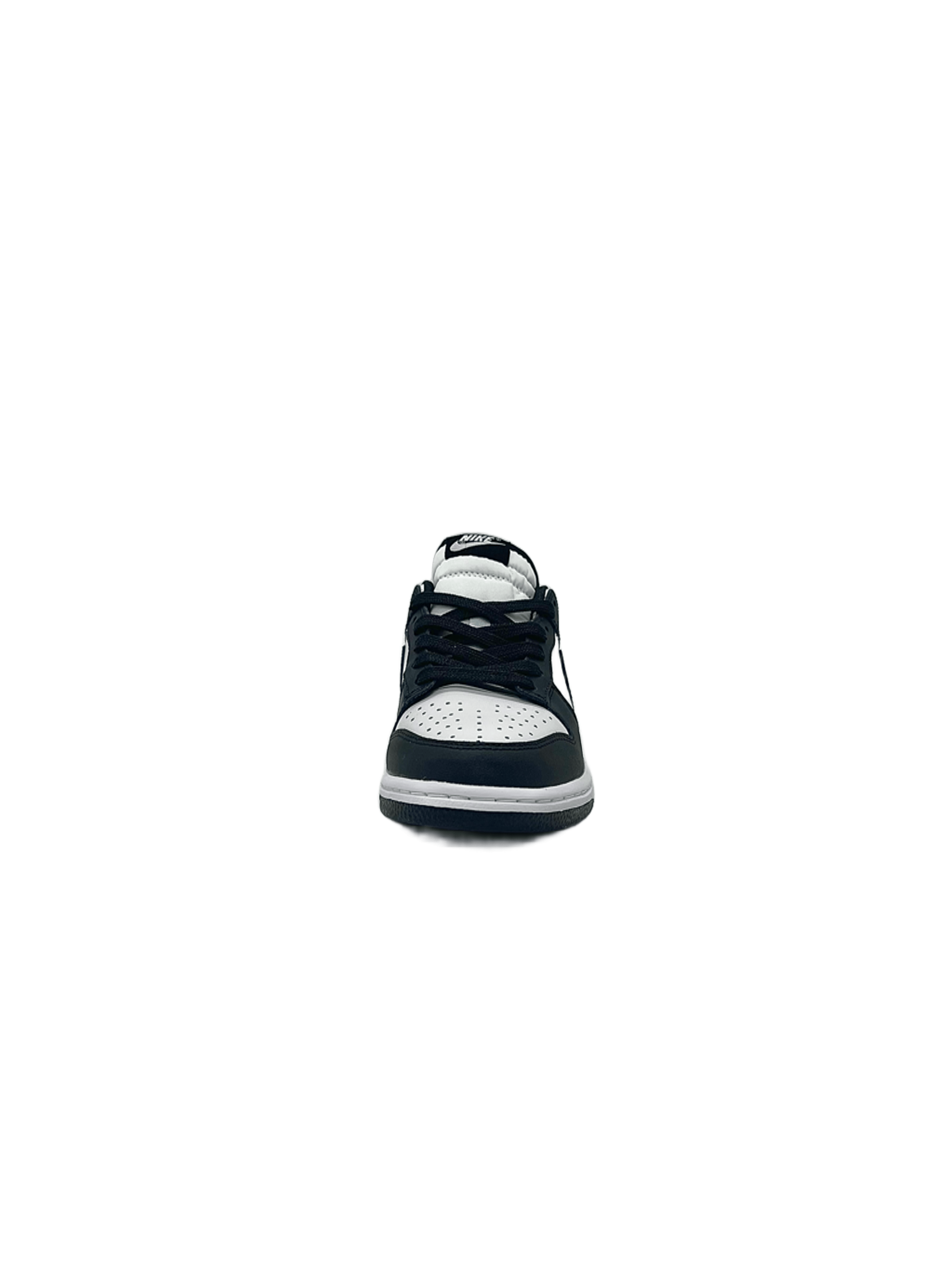 Nike SB Dunk Low Retro Panda