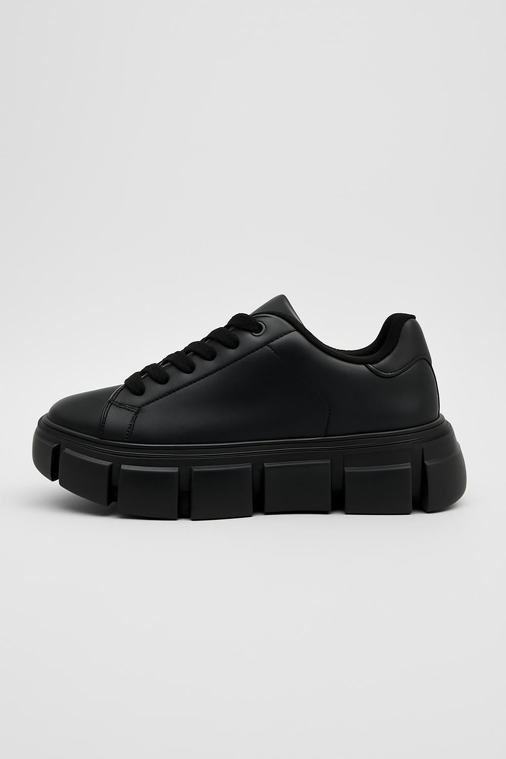 Zara Chunky Lace Up