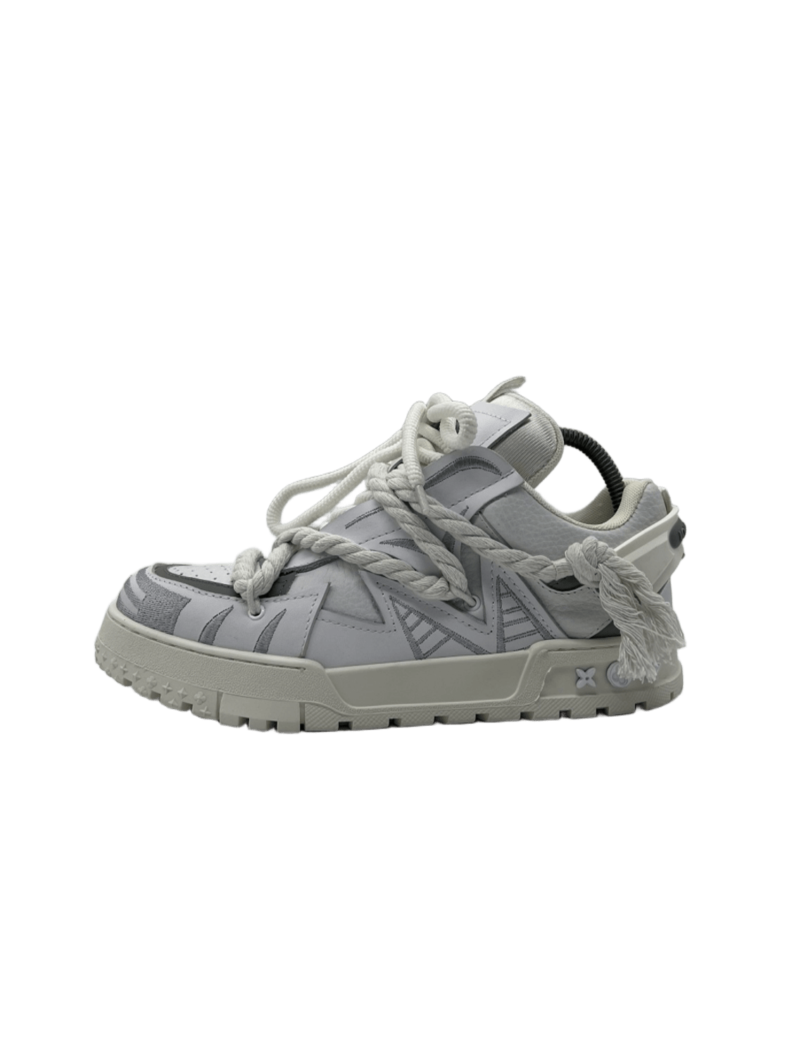 Lv Shoes In White
