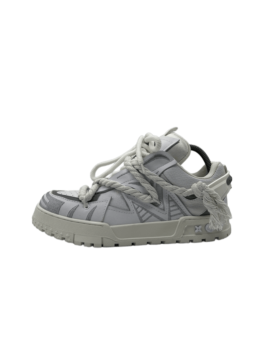 Lv Shoes In White