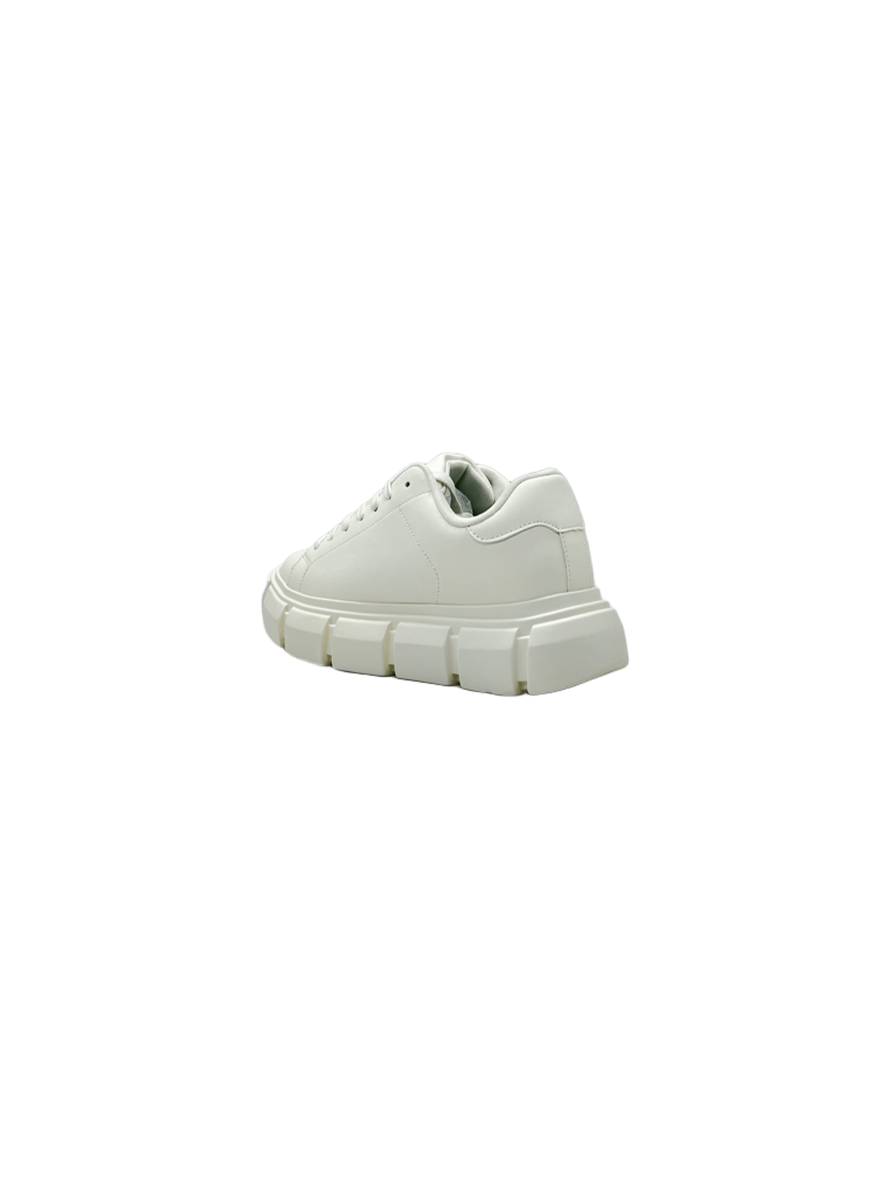 Zara In White