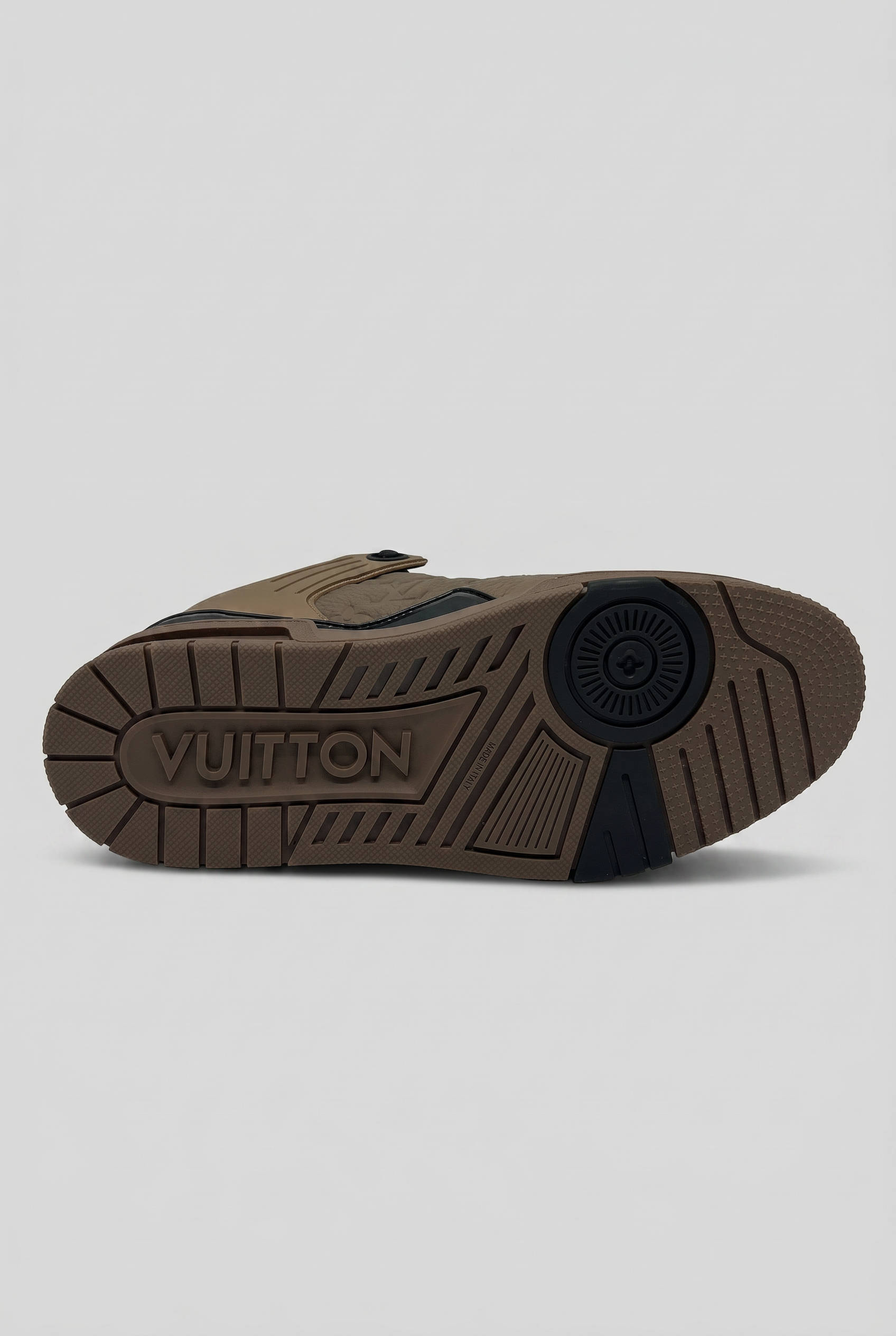 Louis Vuitton trainer #54