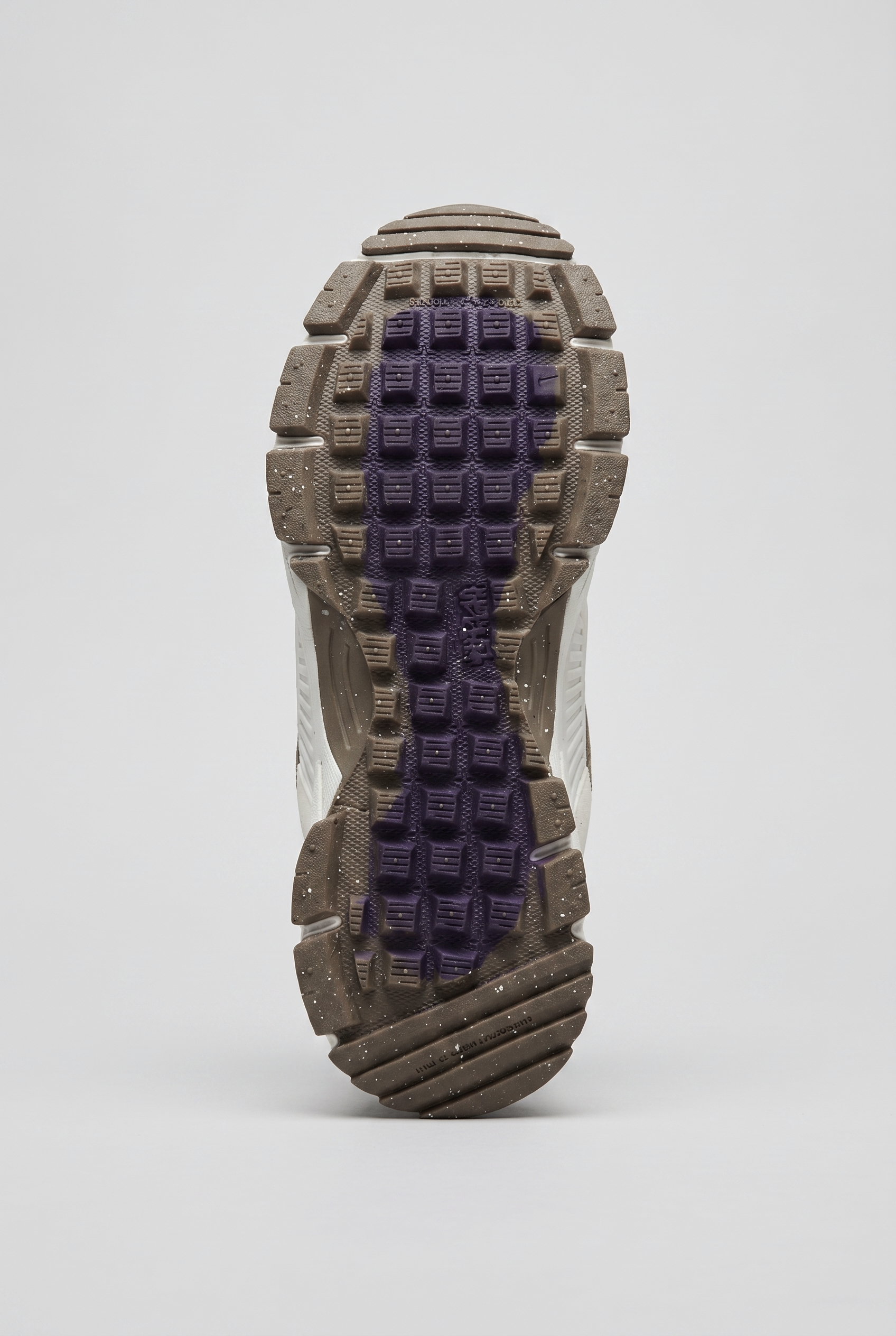 Nike Zoom Vomero Roam sneaker