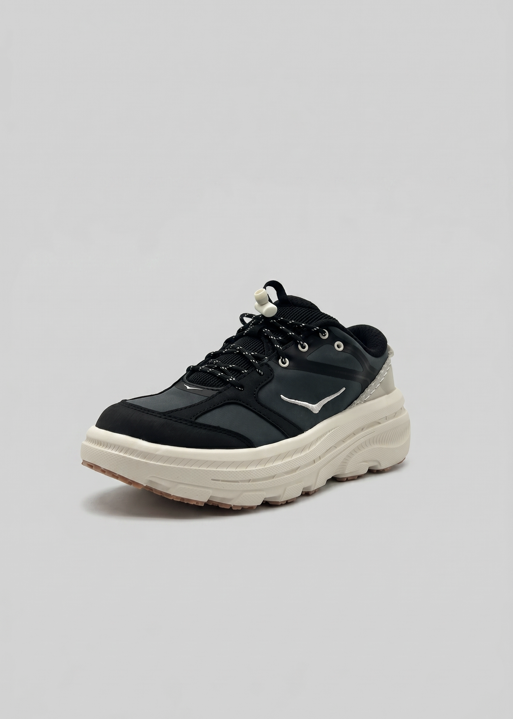 hoka 4 m32