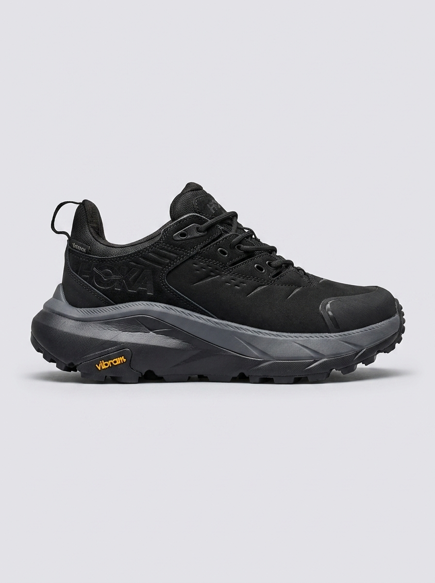 hoka m32
